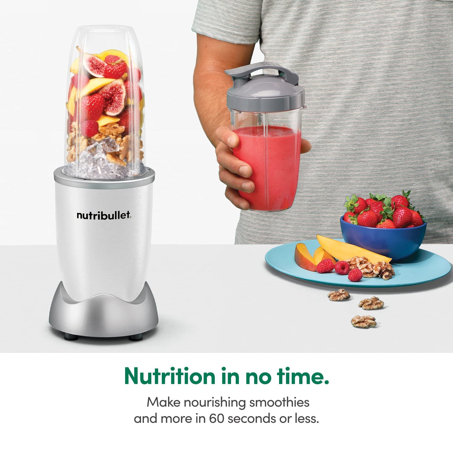 nutribullet Pro Personal Blender, Shakes, Smoothies, Food Prep, and Frozen Blending, 32 Ounce Cup, 24 Ounce Cup, Flip-top Travel Lid, 900 Watt, Matte Black, NB9-0901AK
